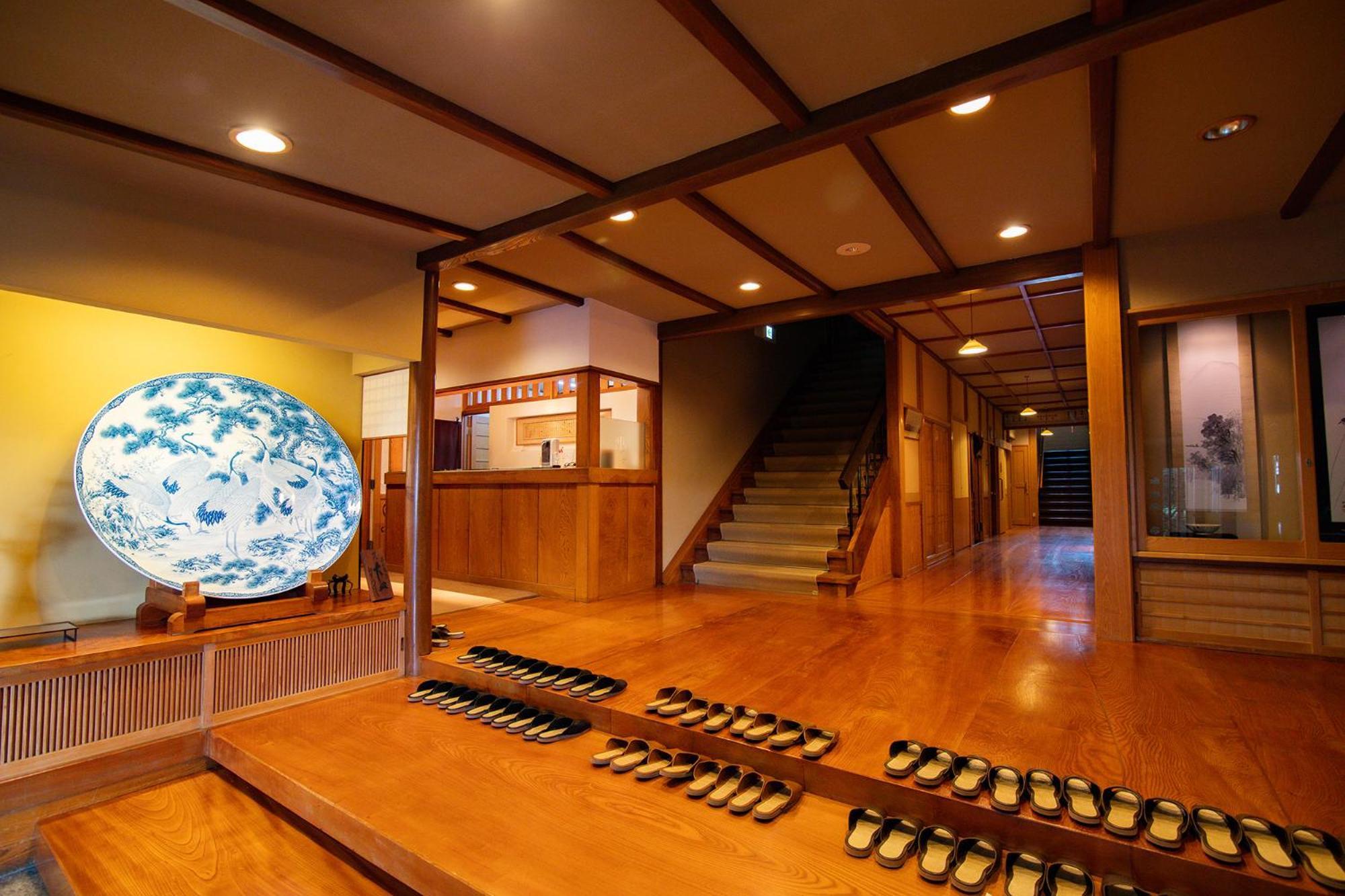 Отель Chigira Jinsentei Shibukawa Экстерьер фото